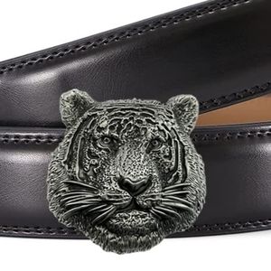 Beautiful new tiger belt buckle